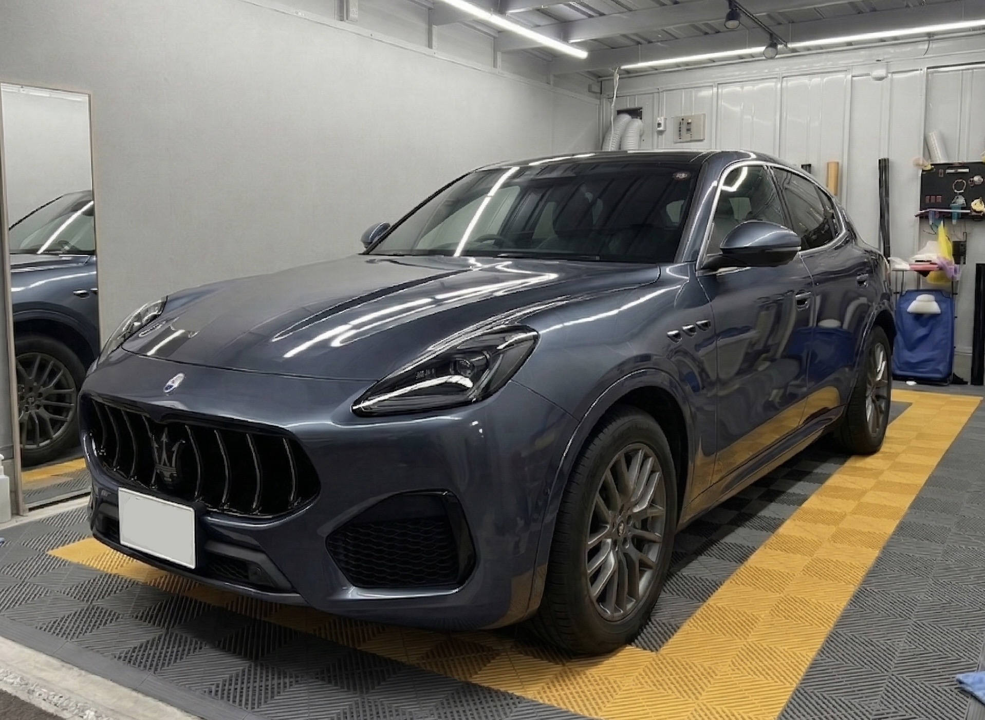 Maserati Ghibli バイロン湾ブルーラッピング